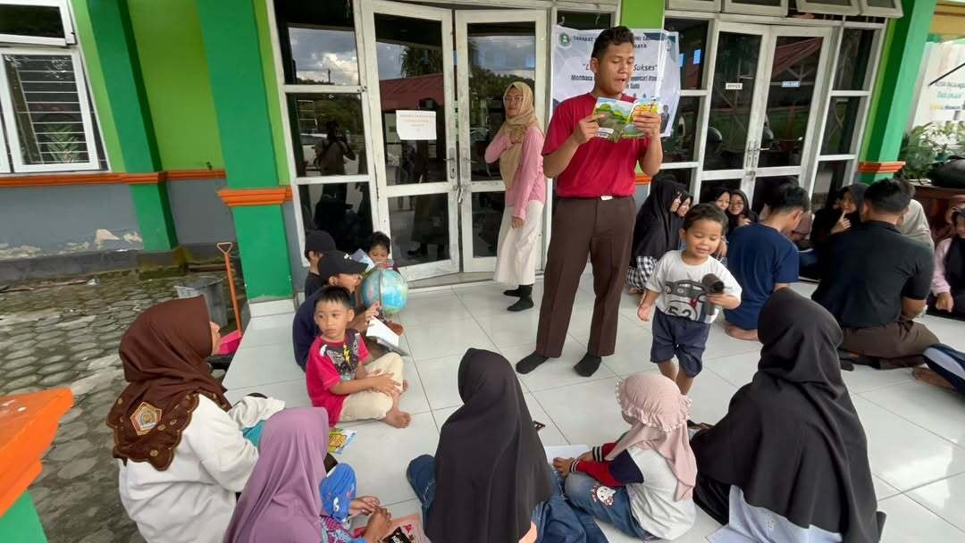 Sahabat Perpustakaan MAN Kota Palangka Raya Gelar GALAKSI untuk Anak-Anak Sekitar Madrasah